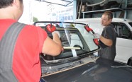 車両保険でのガラス修理について